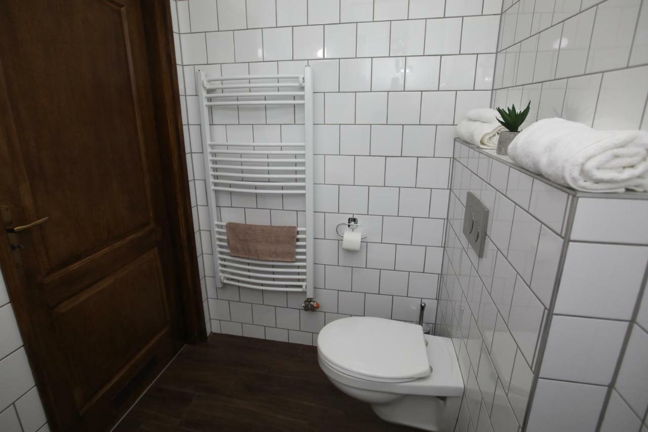 Varga Vendeghaz Sumegpraga Exteriör bild